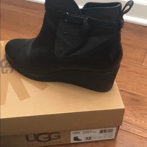 UGG waterproof  ankle boots